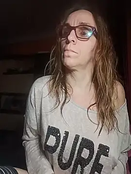 Dettybitch40 online show from 12-19-25, 07:16