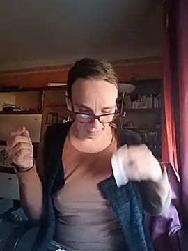 Dettybitch40 online show from 11-30-25, 09:21