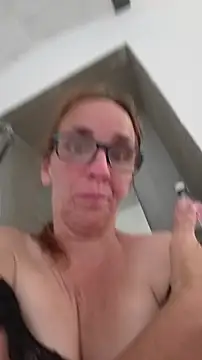 Dettybitch40 online show from 06-18-26, 03:06