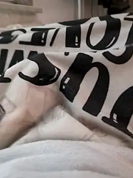 Snapshot of jungerbummser23 chatting on 11-14-25, 05:11 jungerbummser23 online show from 11-14-25, 05:11