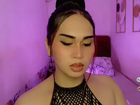 Snapshot of AlodiaOfCums chatting on 10-30-25, 03:38 AlodiaOfCums online show from 10-30-25, 03:38