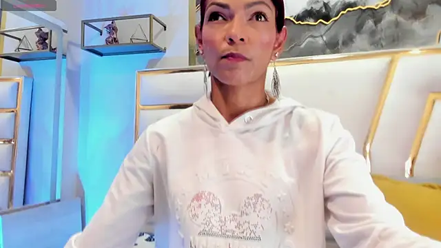 HannaPetit online show from 02-27-26, 07:03