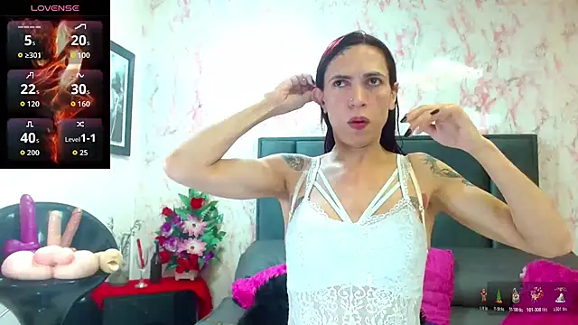 VanessaWolf online show from 10-18-25, 02:30