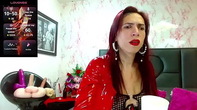 VanessaWolf online show from 10-25-25, 12:04