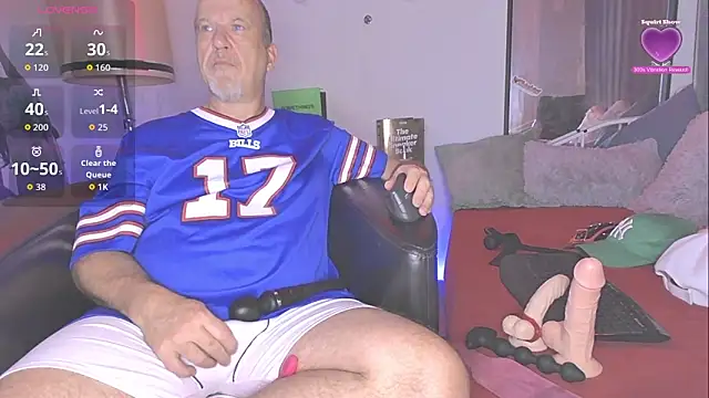 Snapshot of openminddaddy chatting on 02-15-26, 12:44 openminddaddy online show from 02-15-26, 12:44