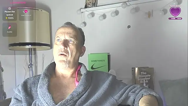 Snapshot of openminddaddy chatting on 02-07-26, 11:29 openminddaddy online show from 02-07-26, 11:29