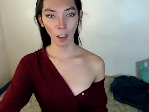 Snapshot of perly_169 chatting on 03-23-25, 06:47 perly 169 online show from 03-23-25, 06:47
