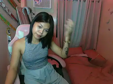 young salsalita online show from 10-30-25, 10:35