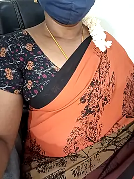 Snapshot of Tamil-hotwife chatting on 10-02-25, 04:10 Tamil-hotwife online show from 10-02-25, 04:10