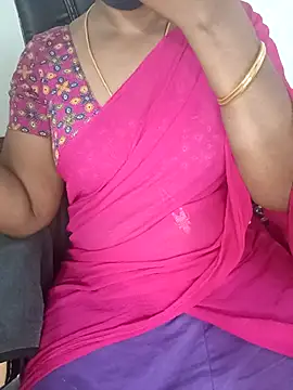 Snapshot of Tamil-hotwife chatting on 10-06-25, 06:14 Tamil-hotwife online show from 10-06-25, 06:14