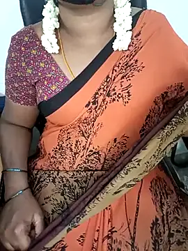 Snapshot of Tamil-hotwife chatting on 03-17-25, 10:06 Tamil-hotwife online show from 03-17-25, 10:06