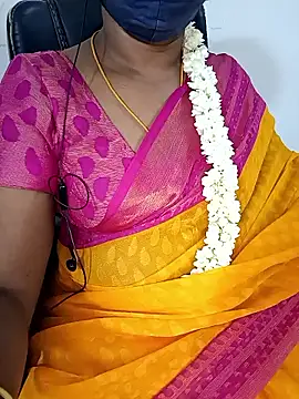 Snapshot of Tamil-hotwife chatting on 10-20-25, 05:02 Tamil-hotwife online show from 10-20-25, 05:02