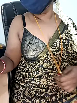 Snapshot of Tamil-hotwife chatting on 03-20-25, 03:25 Tamil-hotwife online show from 03-20-25, 03:25