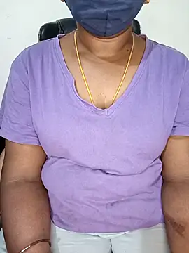 Tamil-hotwife online show from 03-09-26, 08:51