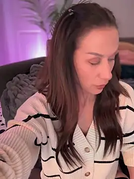 Fiona Kent  online show from 02-26-25, 01:46