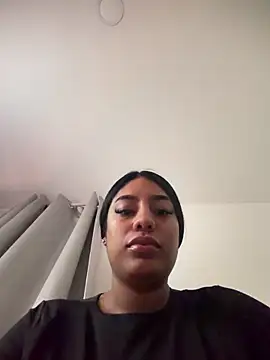 Sara mocca  online show from 02-21-26, 01:51