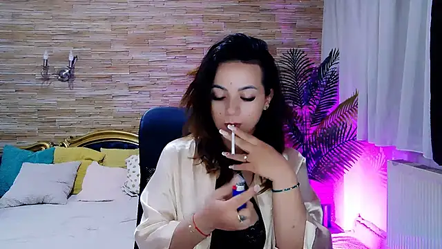Snapshot of PlayfulElla chatting on 03-19-25, 03:08 PlayfulElla online show from 03-19-25, 03:08