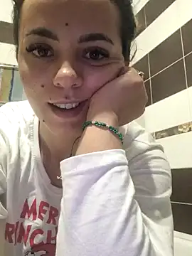 PlayfulElla online show from 12-21-25, 03:14