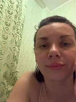 EveLibston online show from 03-04-25, 01:06