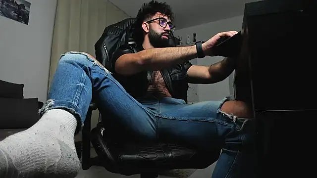 liamaesthetic online show from 02-25-26, 07:58