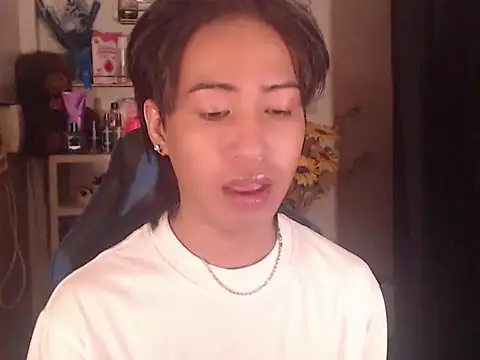 Snapshot of Lemonadexxx chatting on 04-15-26, 03:27 Lemonadexxx online show from 04-15-26, 03:27