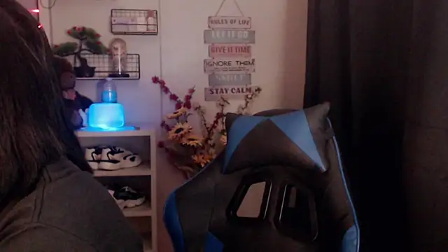 Snapshot of Lemonadexxx chatting on 01-18-26, 09:13 Lemonadexxx online show from 01-18-26, 09:13