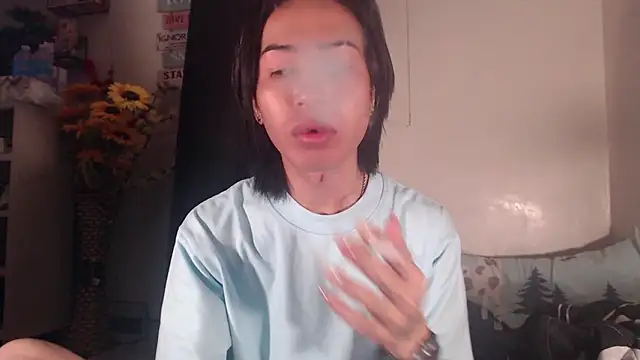 Snapshot of Lemonadexxx chatting on 02-05-26, 04:30 Lemonadexxx online show from 02-05-26, 04:30