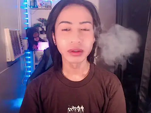 Snapshot of Lemonadexxx chatting on 02-15-26, 12:26 Lemonadexxx online show from 02-15-26, 12:26