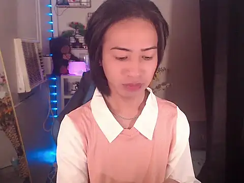 Snapshot of Lemonadexxx chatting on 02-10-26, 10:47 Lemonadexxx online show from 02-10-26, 10:47