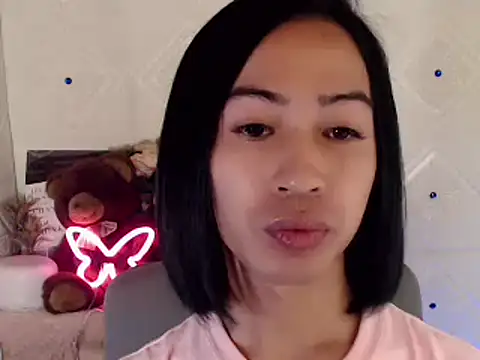 Lemonadexxx online show from 02-15-25, 01:49