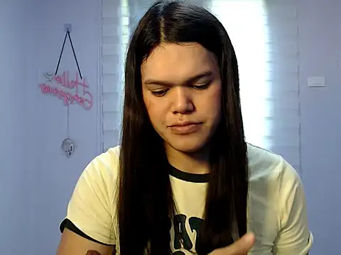 Snapshot of Miss_Ivanawolf chatting on 05-03-26, 03:33 Miss Ivanawolf online show from 05-03-26, 03:33