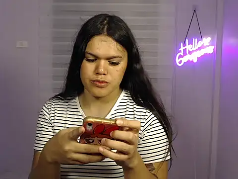 Snapshot of Miss_Ivanawolf chatting on 03-03-25, 10:06 Miss Ivanawolf online show from 03-03-25, 10:06