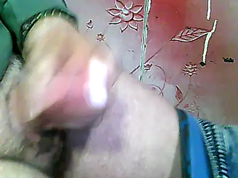 Snapshot of two_colour_cock chatting on 02-17-25, 08:27 two colour cock online show from 02-17-25, 08:27