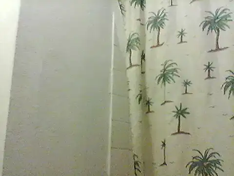 Snapshot of bootiebby chatting on 03-15-25, 01:30 bootiebby online show from 03-15-25, 01:30