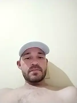 Snapshot of dottado05 chatting on 10-12-25, 08:32 dottado05 online show from 10-12-25, 08:32