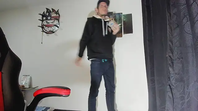 Jeff Waltonxh online show from 12-20-25, 03:31