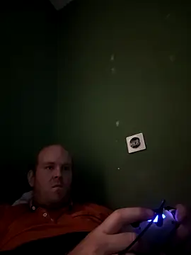 Snapshot of Janssen88 chatting on 11-06-25, 12:47 Janssen88 online show from 11-06-25, 12:47