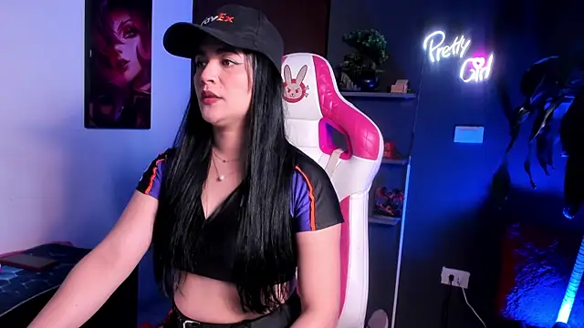 Emilyjhonson 01 online show from 10-22-25, 01:21