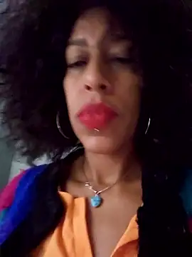 Goldenlace online show from 12-16-25, 01:15