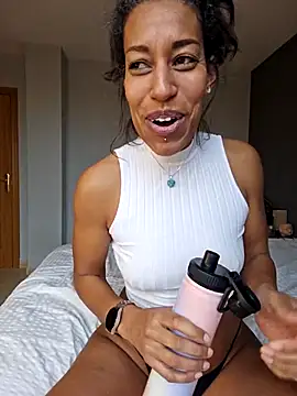 Goldenlace online show from 02-11-26, 01:11