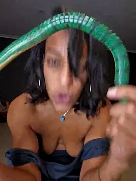 Goldenlace online show from 12-13-25, 08:04