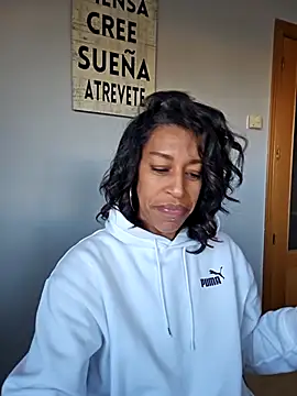 Goldenlace online show from 11-26-25, 10:04