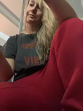 Vivian MayXxX online show from 04-04-26, 04:35