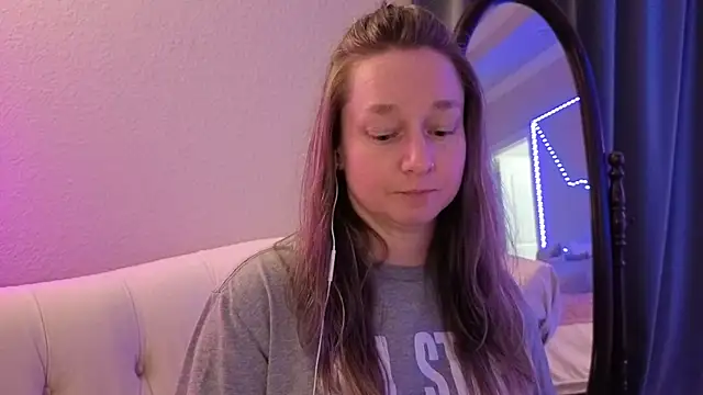 Vivian MayXxX online show from 12-16-25, 10:14