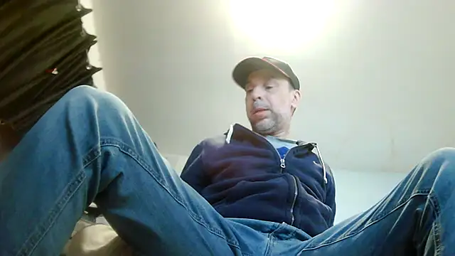 Wolfeman74 online show from 06-19-26, 07:52