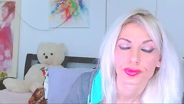 HoneyLara online show from 02-24-26, 10:54