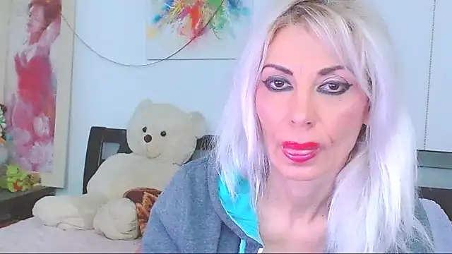 HoneyLara online show from 02-27-26, 10:31