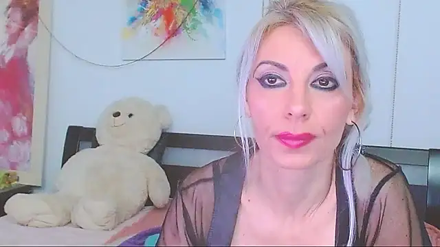 HoneyLara online show from 03-28-26, 09:27