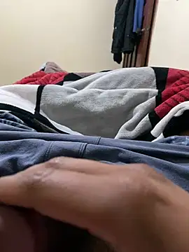 stuard-19 online show from 04-12-26, 05:44