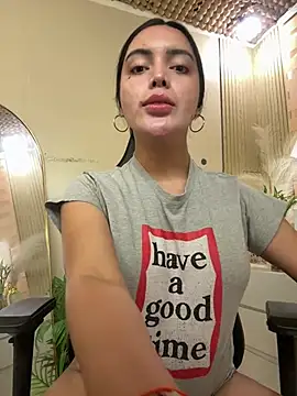 Snapshot of HotstuffCherrySummer chatting on 03-05-26, 08:44 HotstuffCherrySummer online show from 03-05-26, 08:44